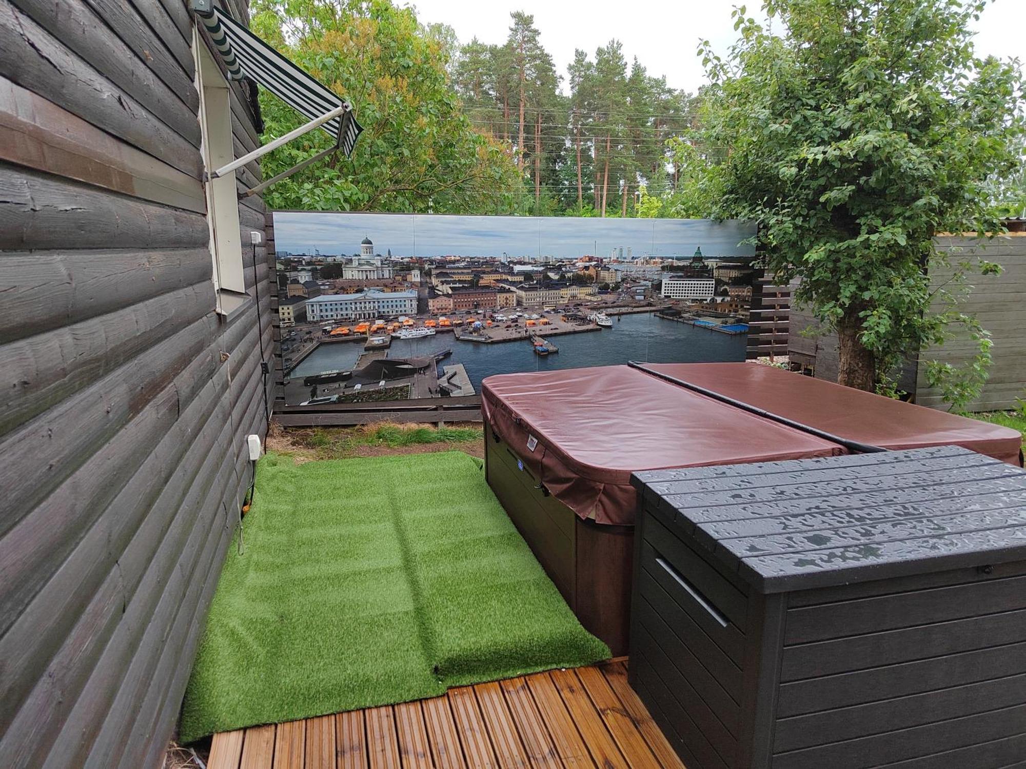 Relax & Recharge - A Unique Suite With A Touch Of Luxury - Hot Tub And Sauna Inspired Decor #Not A Real Sauna# Easy City Access - Direct Train 15 Min To City Ελσίνκι Εξωτερικό φωτογραφία